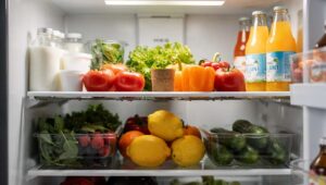 Wenige wissen es, aber ein einfacher Korken im Kühlschrank löst dieses häufige Problem